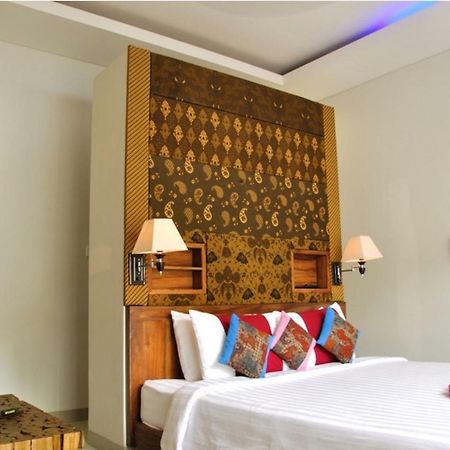 M Two Villas Seminyak Exterior photo