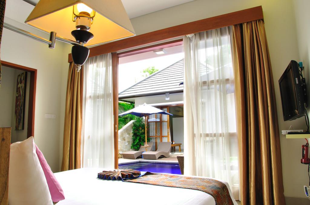 M Two Villas Seminyak Room photo