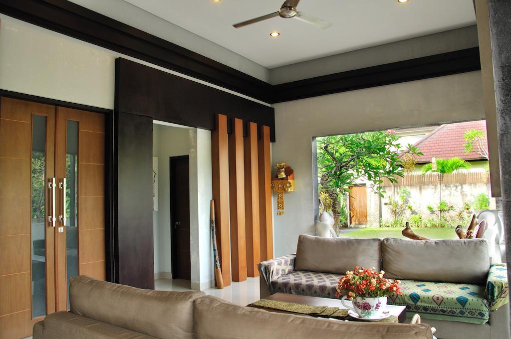 M Two Villas Seminyak Exterior photo