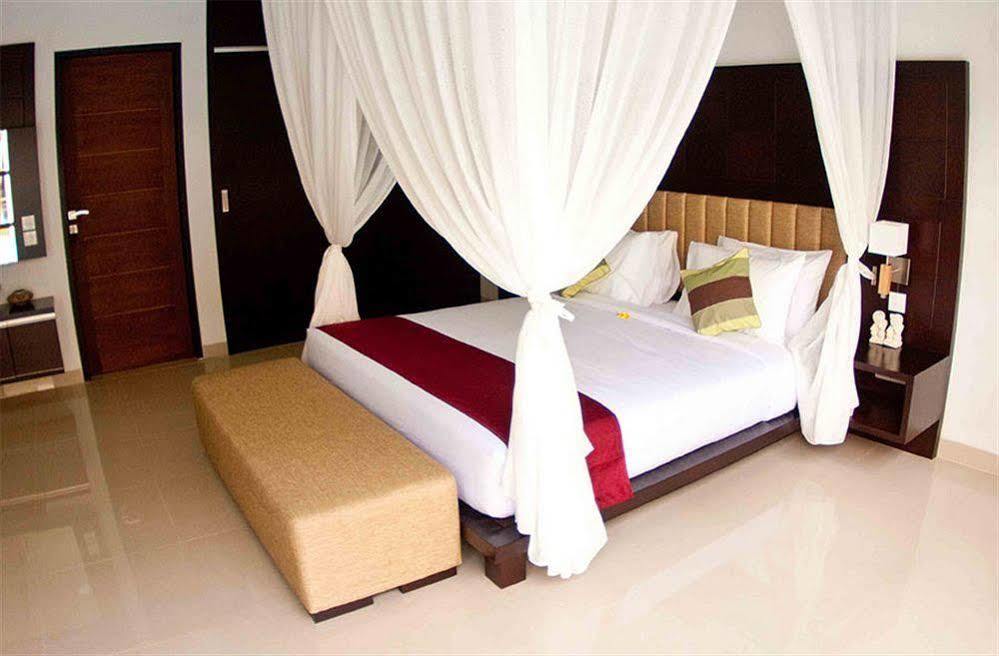 M Two Villas Seminyak Exterior photo