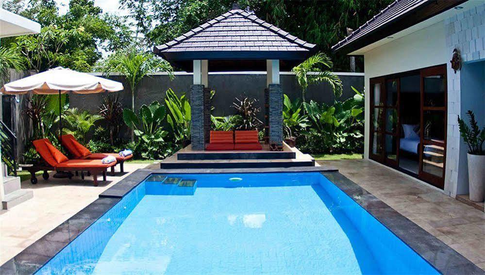 M Two Villas Seminyak Exterior photo