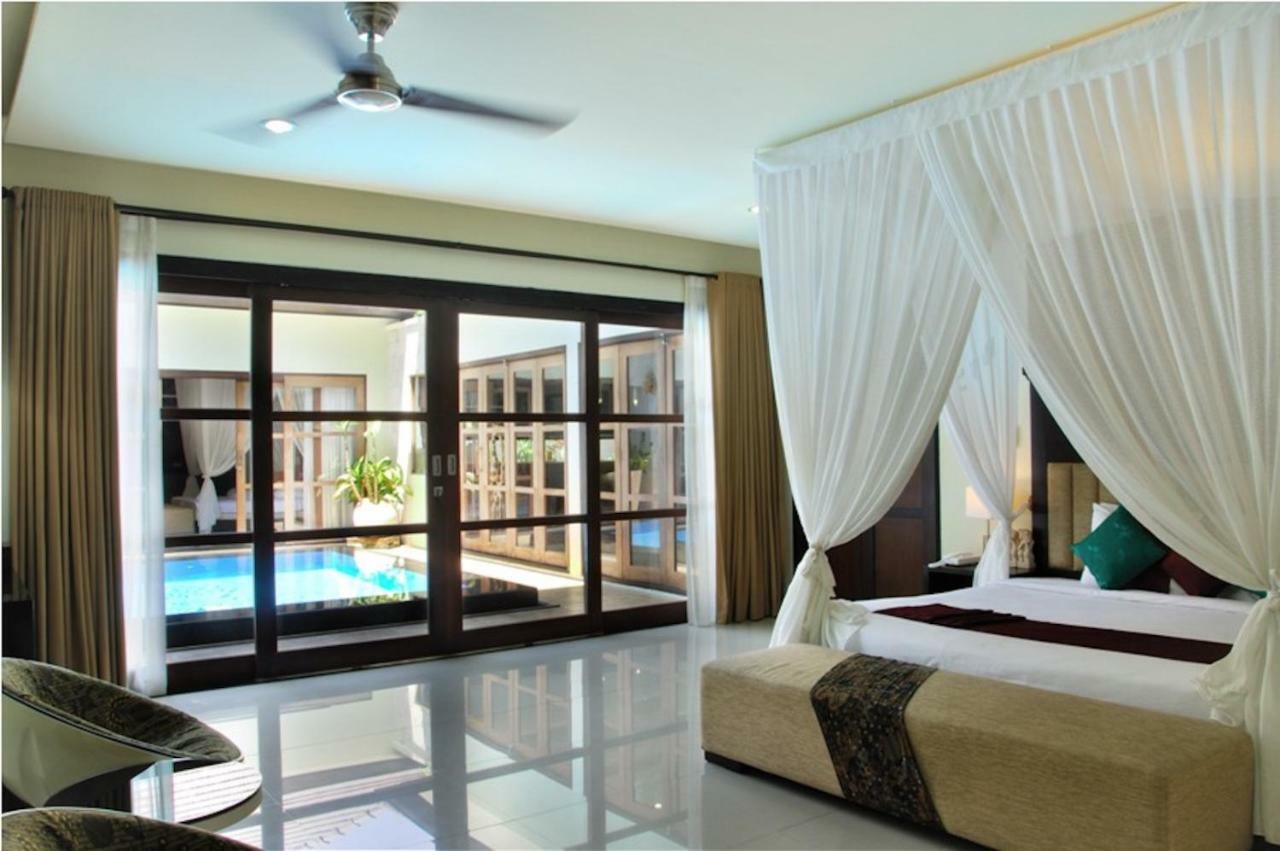 M Two Villas Seminyak Exterior photo