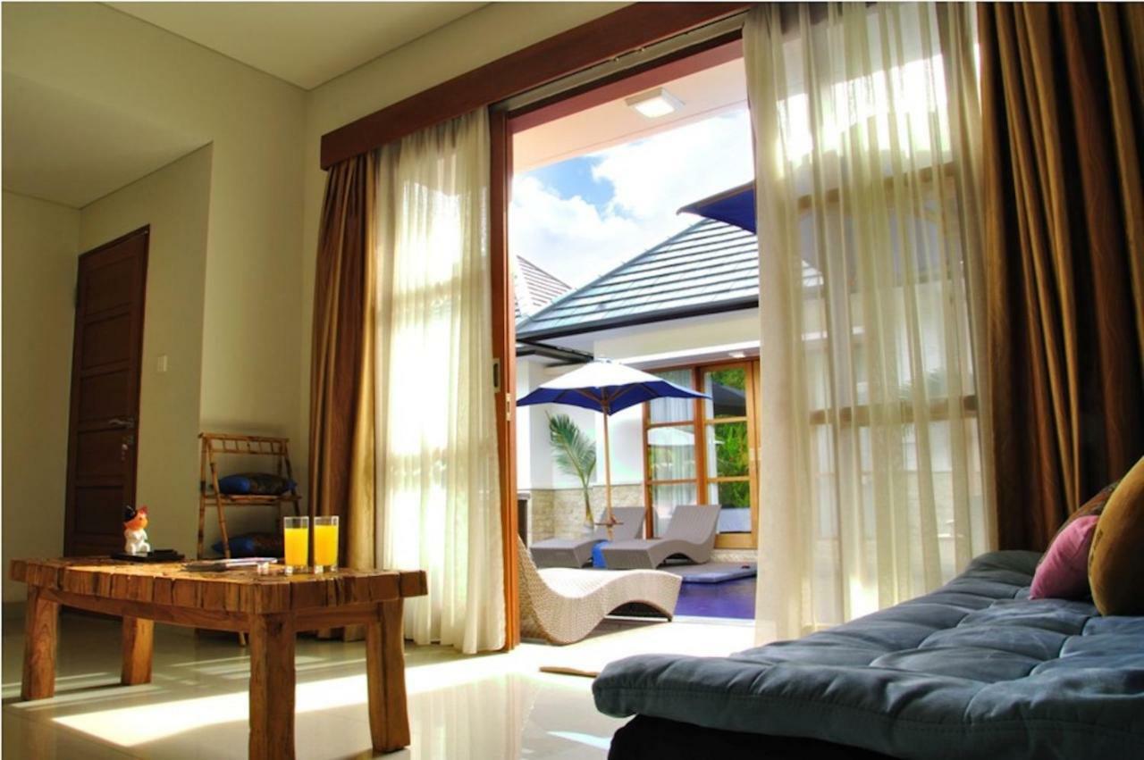 M Two Villas Seminyak Exterior photo